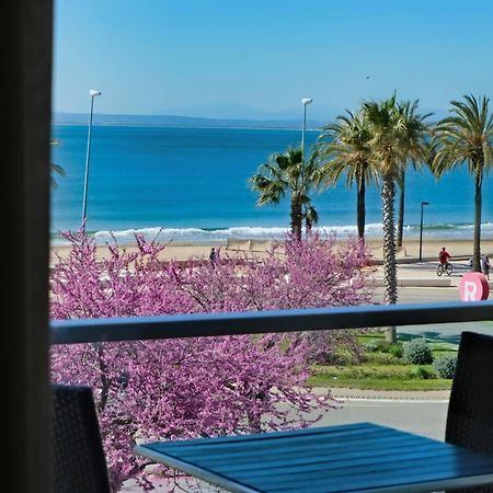 Hotel Marina روساس المظهر الخارجي الصورة