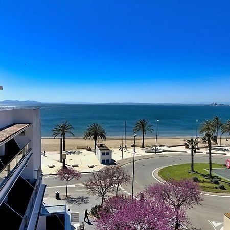 Hotel Marina روساس المظهر الخارجي الصورة