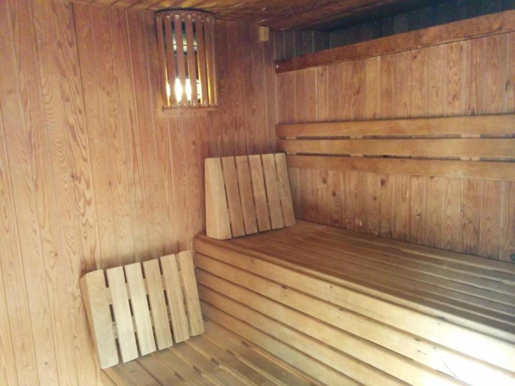 Hotel Marina روساس المظهر الخارجي الصورة