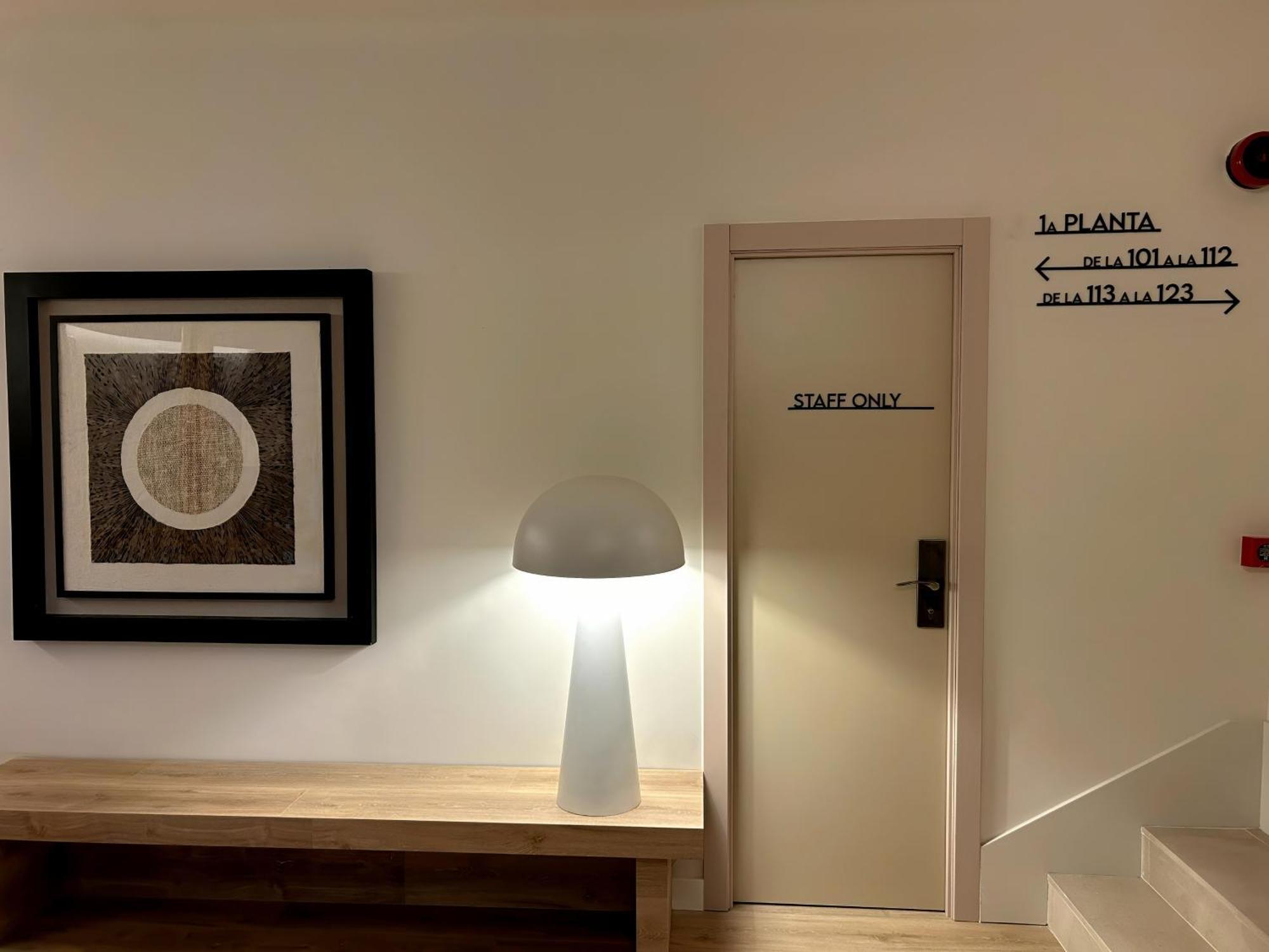 Hotel Marina روساس المظهر الخارجي الصورة